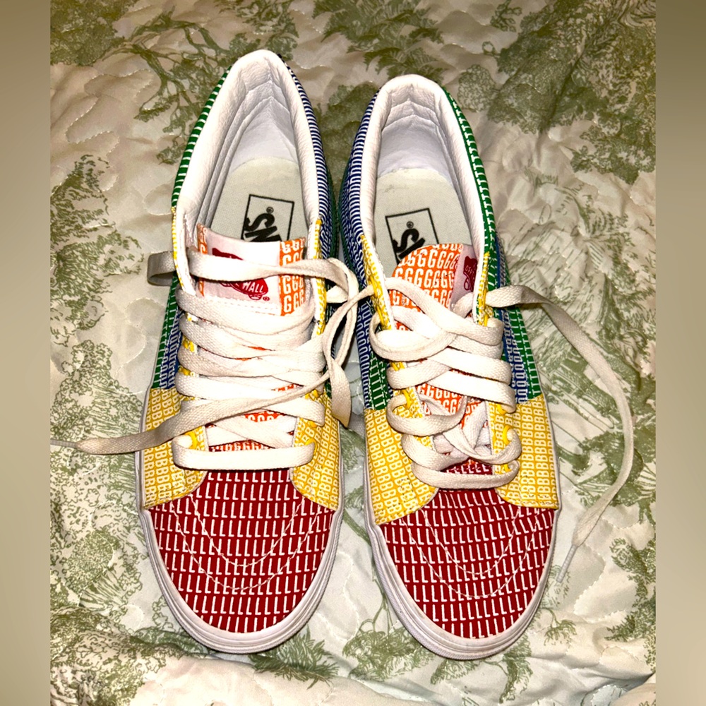 EUC Van’s Pride sneakers
